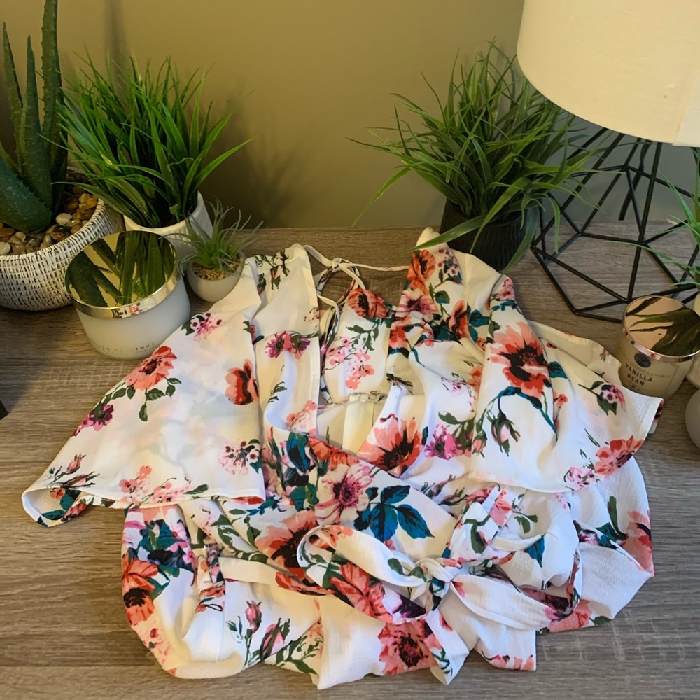 White Floral Romper, Like New!